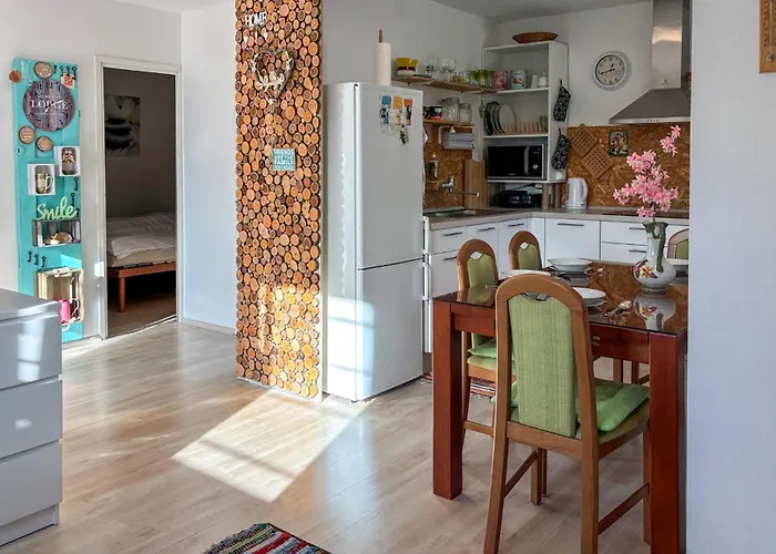 2 Bedroom Lovely In Drazice Nyaraló Podhum