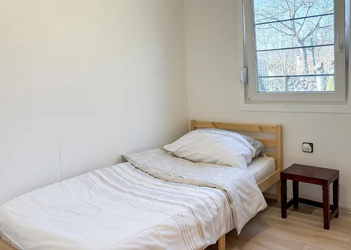 2 Bedroom Lovely In Drazice Casa de Férias *