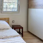 Nyaraló 2 Bedroom In Drazice