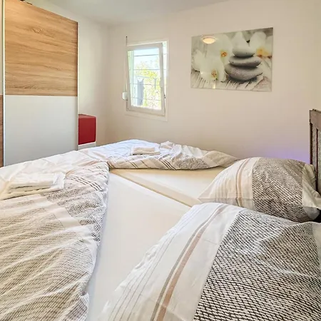 2 Bedroom In Drazice Holiday home *