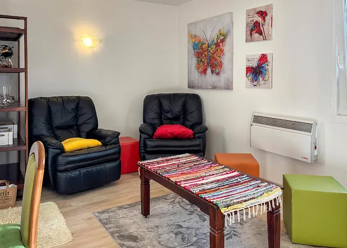 Ferienhaus 2 Bedroom Lovely In Drazice *