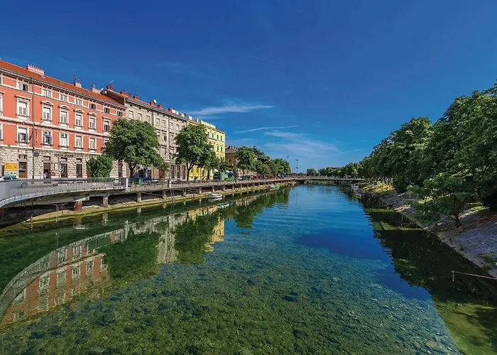 2 Bedroom Lovely In Drazice Ferienhaus